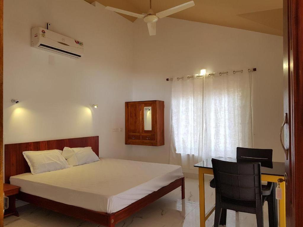 Kizhunna Rock Beach House Kannur Exterior foto